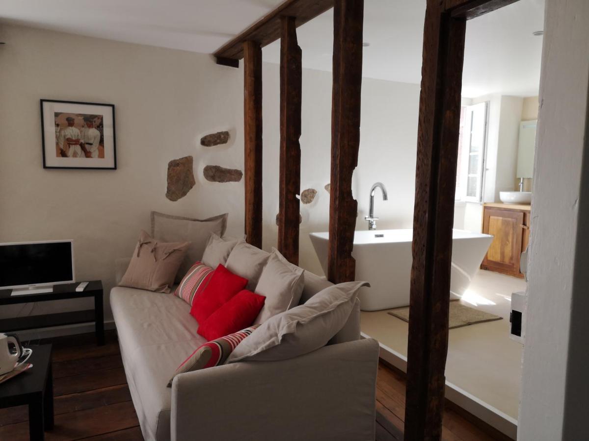 Bed and Breakfast Chalbonia Louhossoa Exterior foto