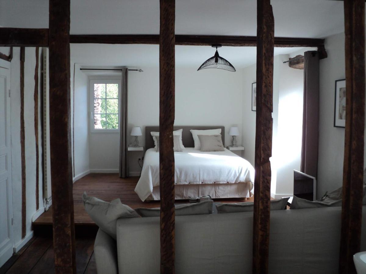 Bed and Breakfast Chalbonia Louhossoa Exterior foto